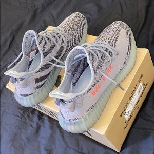 Yeezy Boost 350 V2